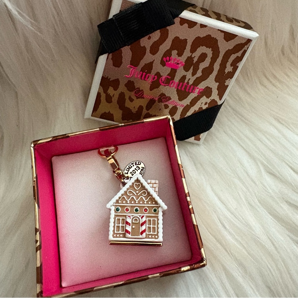 Authentic 2013 Juicy Couture Gingerbread House Charm